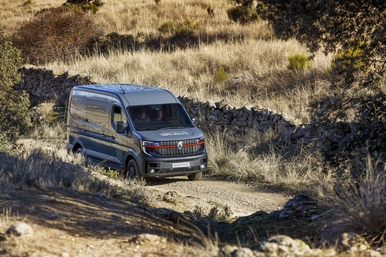 Renault Trucks E-Tech Master Offroad