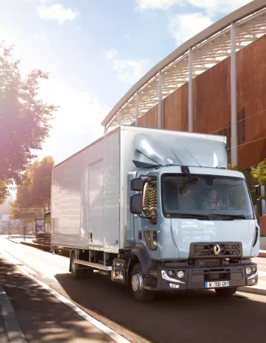 Renault Trucs D driving in town