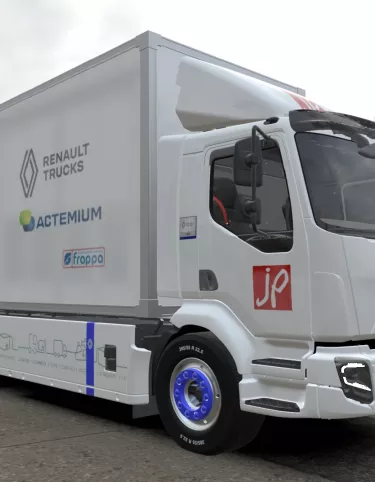 Jacky Perrenot x Renault Trucks 