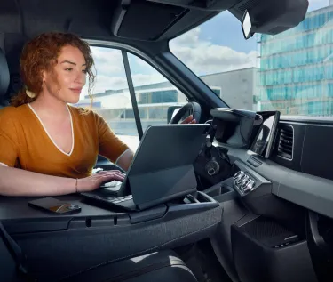 Renault Trucks Master 4 Red EDITION dashboard